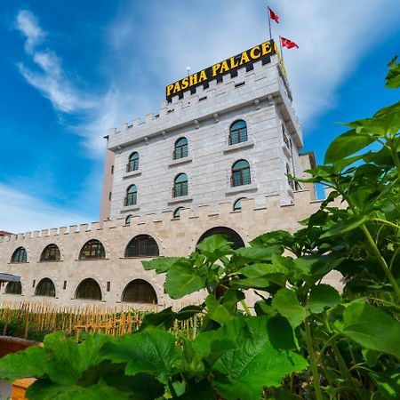 Pasha Palace Hotel Istanboel Buitenkant foto